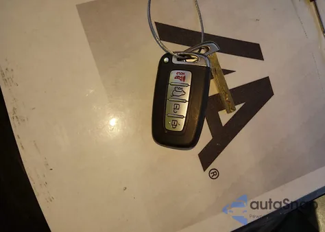 2016 Hyundai Veloster Turbo z USA, uszkodzony, nr VIN KMHTC6AE4GU278190